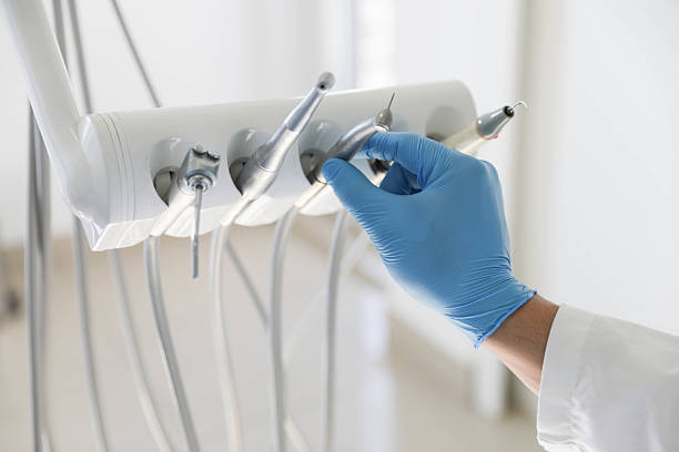 Professional Emergency Dentist technician working in Villa Ridge, MO